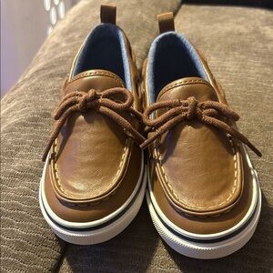 Old Navy Boys Boat Shoes Size 8